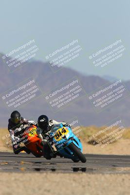 media/Mar-22-2025-CVMA (Sat) [[462c0ffedb]]/Race 13-Amateur Supersport Middleweight/
